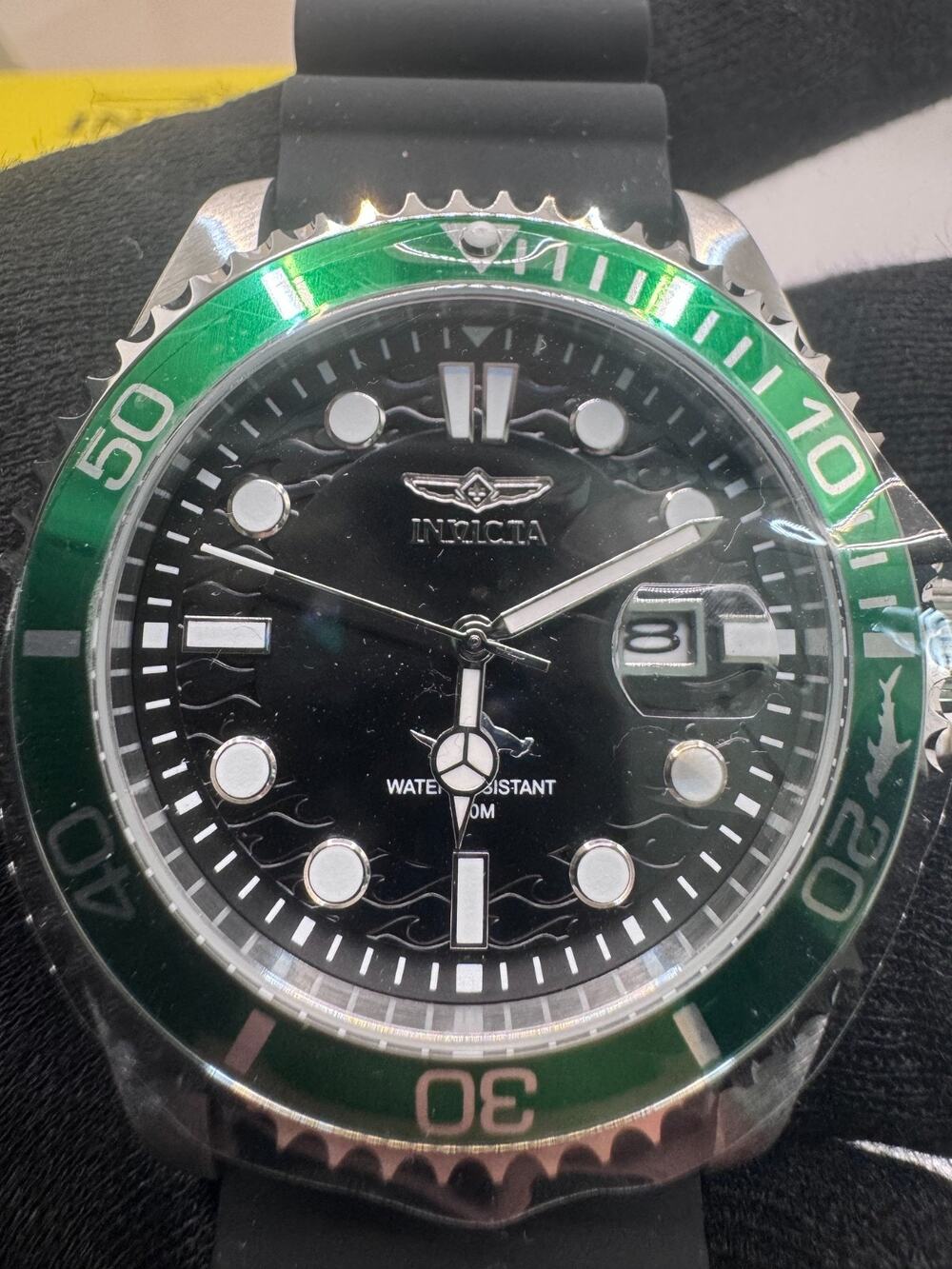 Invicta Pro Diver Shark 47166 43mm Green Bezel Black Dial Silicone Strap $249